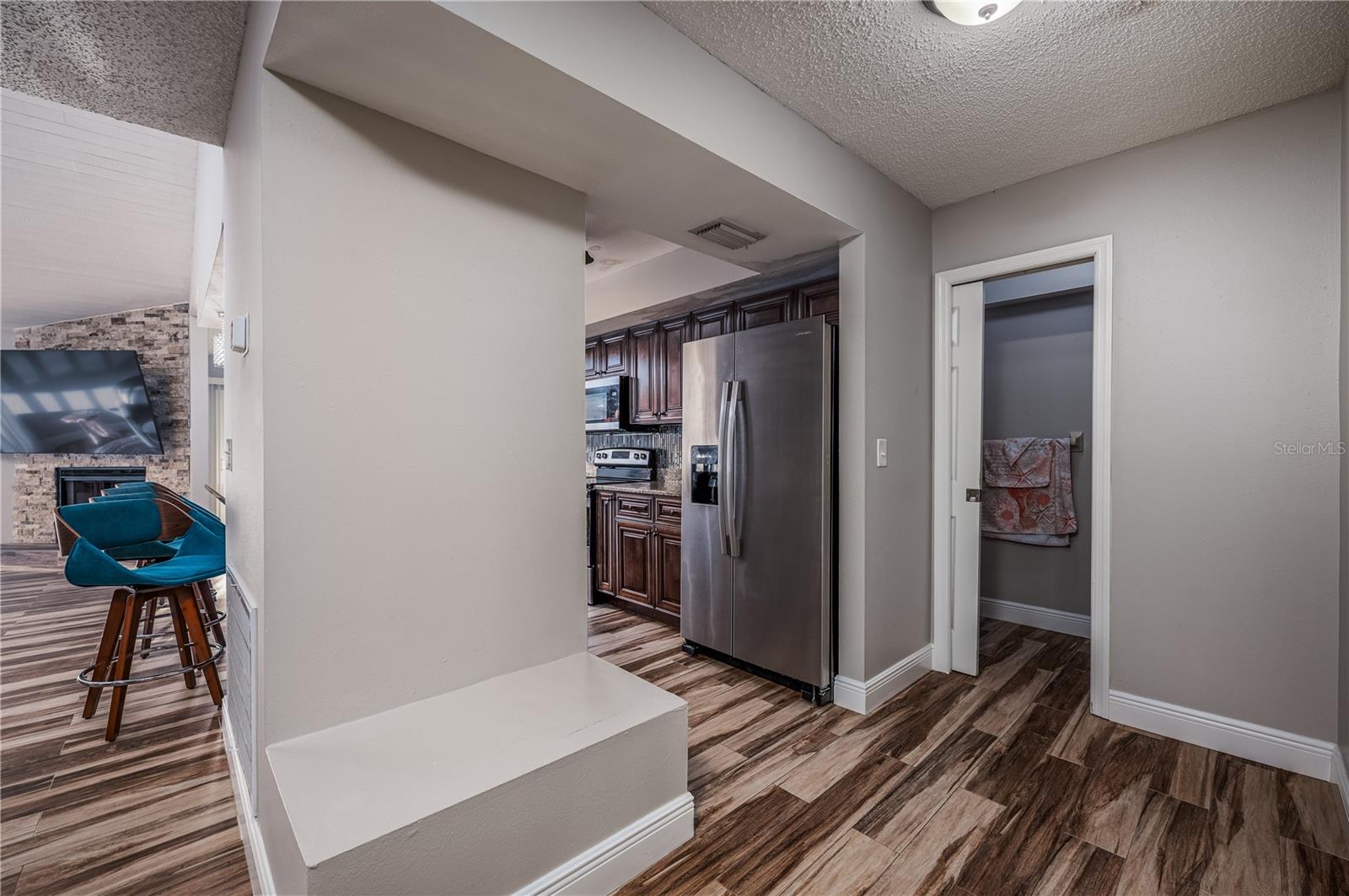 930 SYMPHONY ISLES BLVD, APOLLO BEACH, FL, 33572