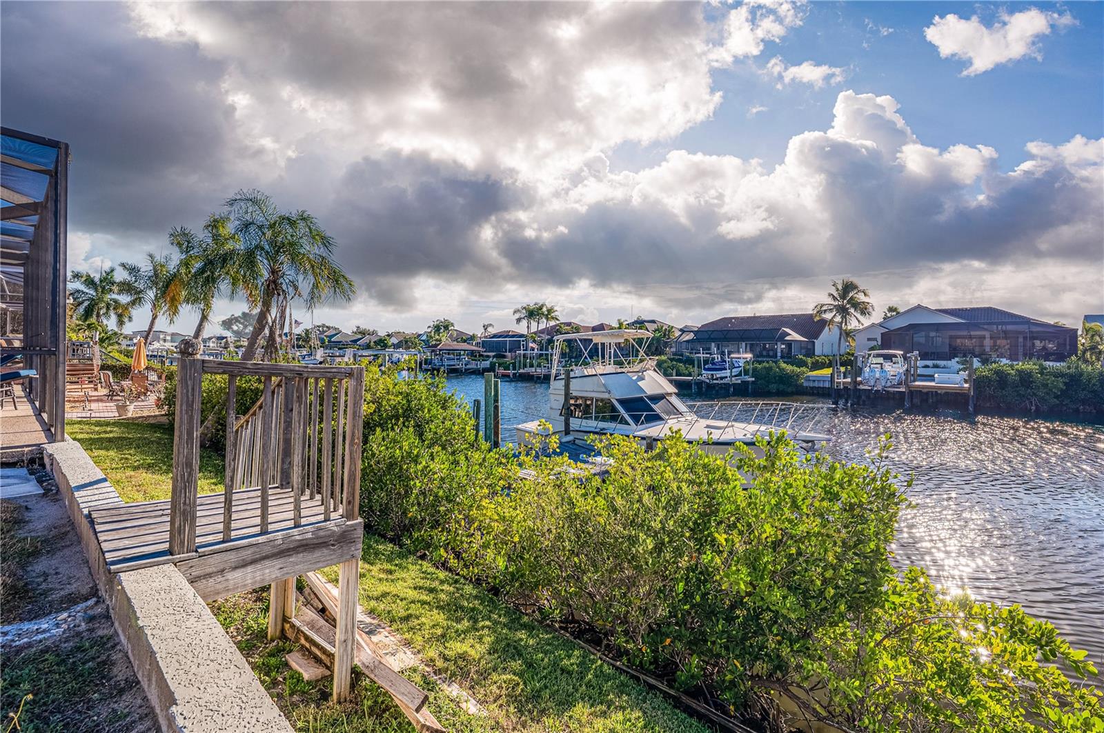 930 SYMPHONY ISLES BLVD, APOLLO BEACH, FL, 33572