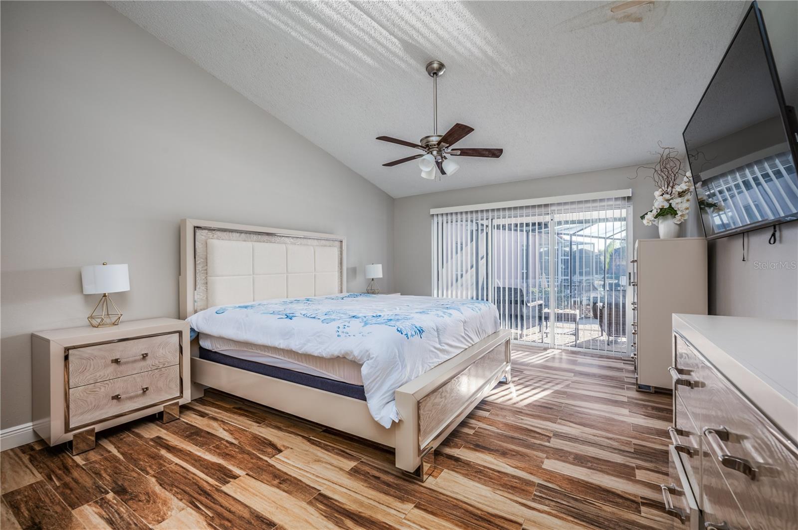 930 SYMPHONY ISLES BLVD, APOLLO BEACH, FL, 33572