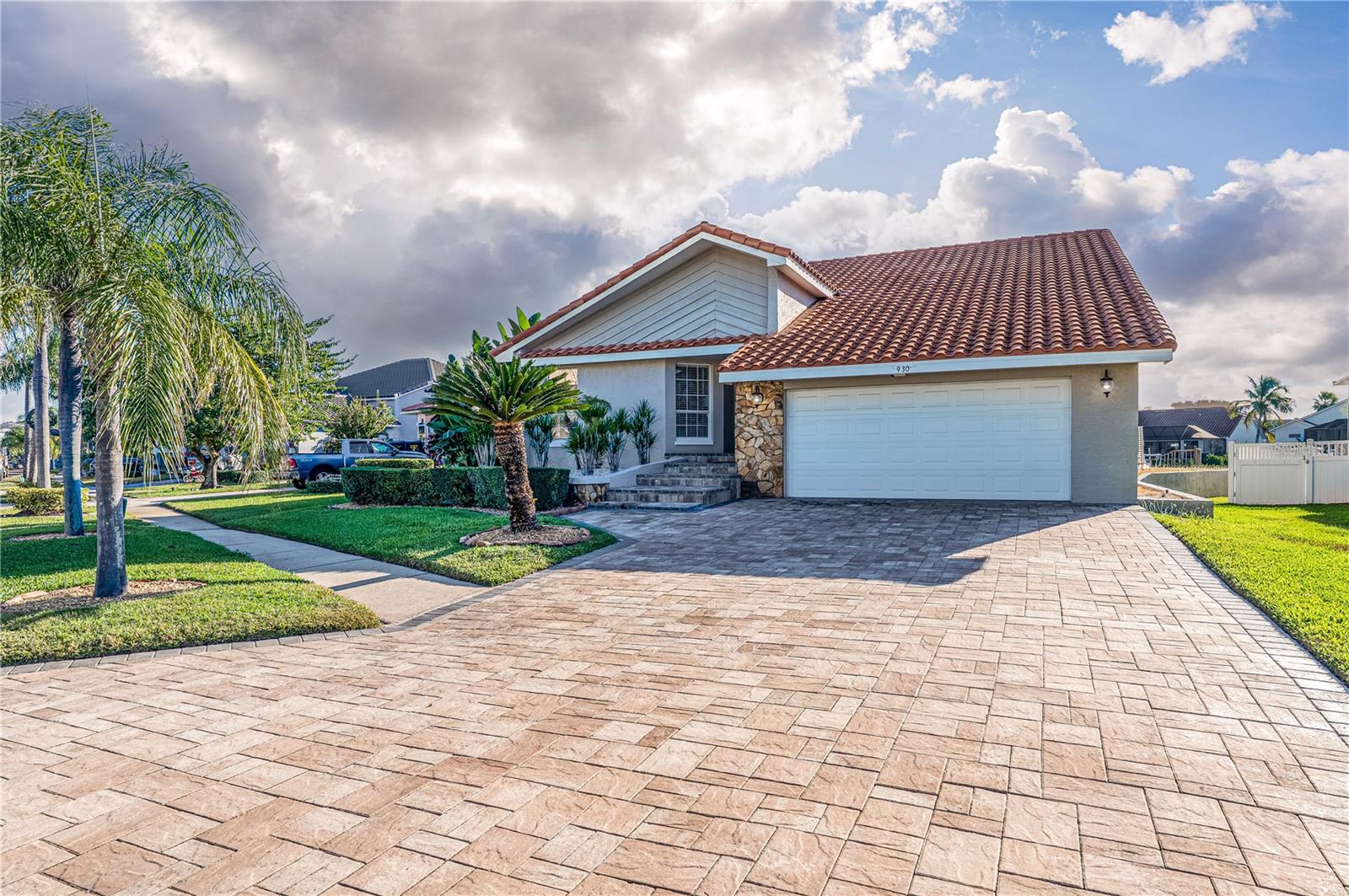 930 SYMPHONY ISLES BLVD, APOLLO BEACH, FL, 33572