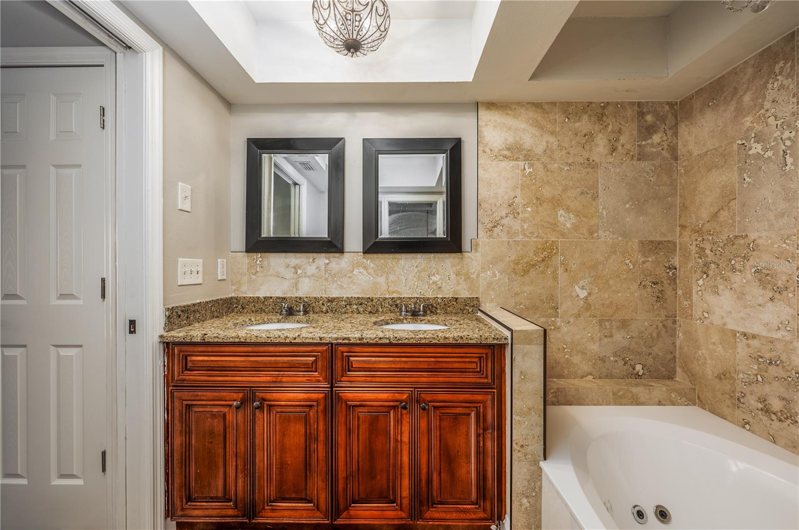 930 SYMPHONY ISLES BLVD, APOLLO BEACH, FL, 33572