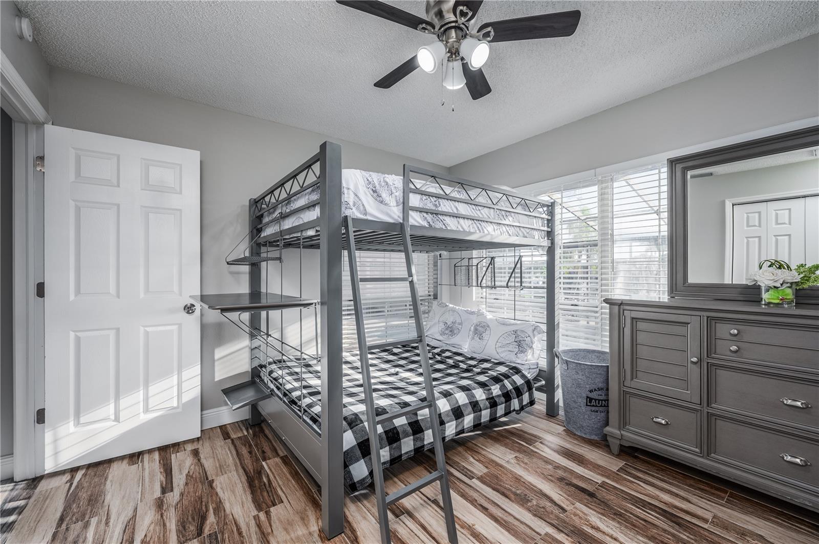 930 SYMPHONY ISLES BLVD, APOLLO BEACH, FL, 33572