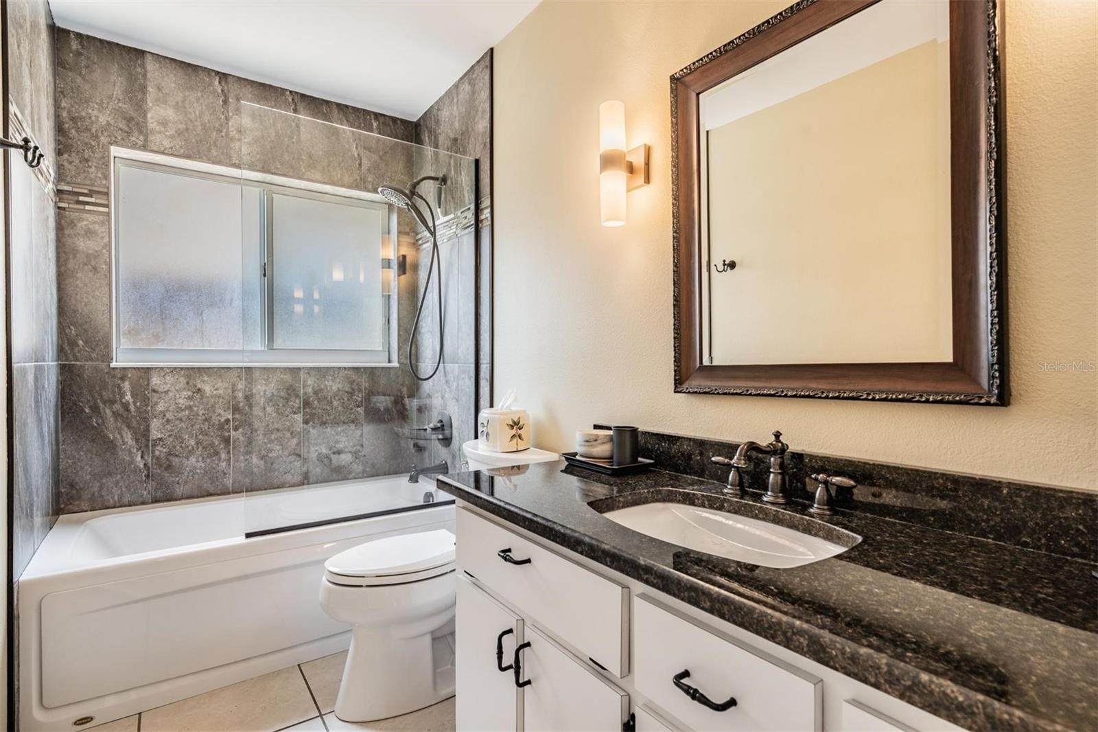 1505 LAKEHURST WAY, BRANDON, FL, 33511