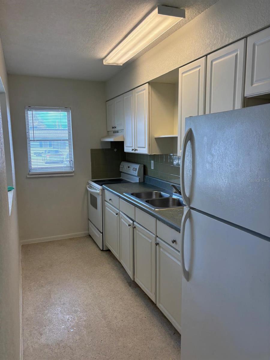 4444 SWIFT RD #23, SARASOTA, FL, 34231