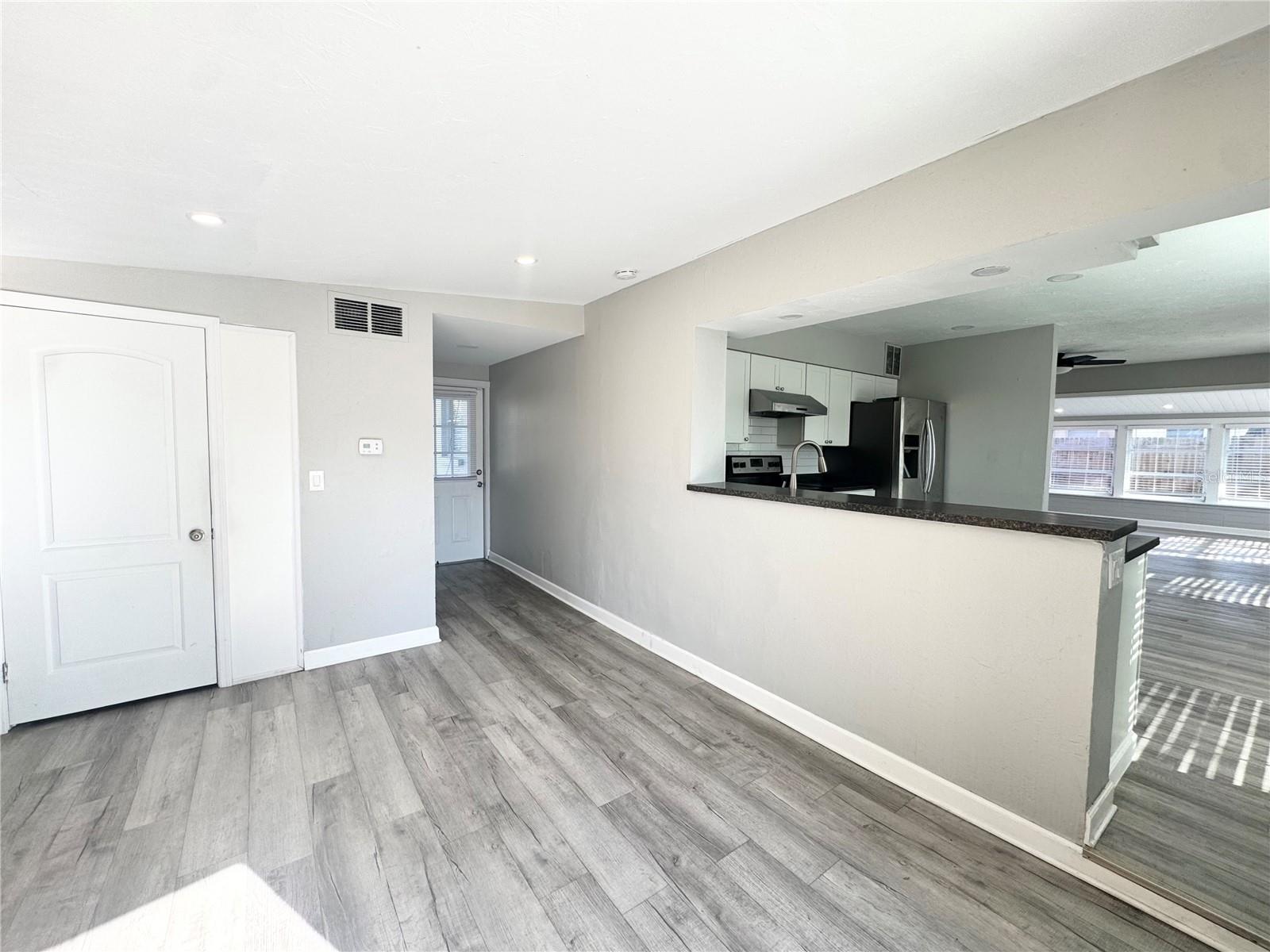 3913 S SHADE AVE, SARASOTA, FL, 34231