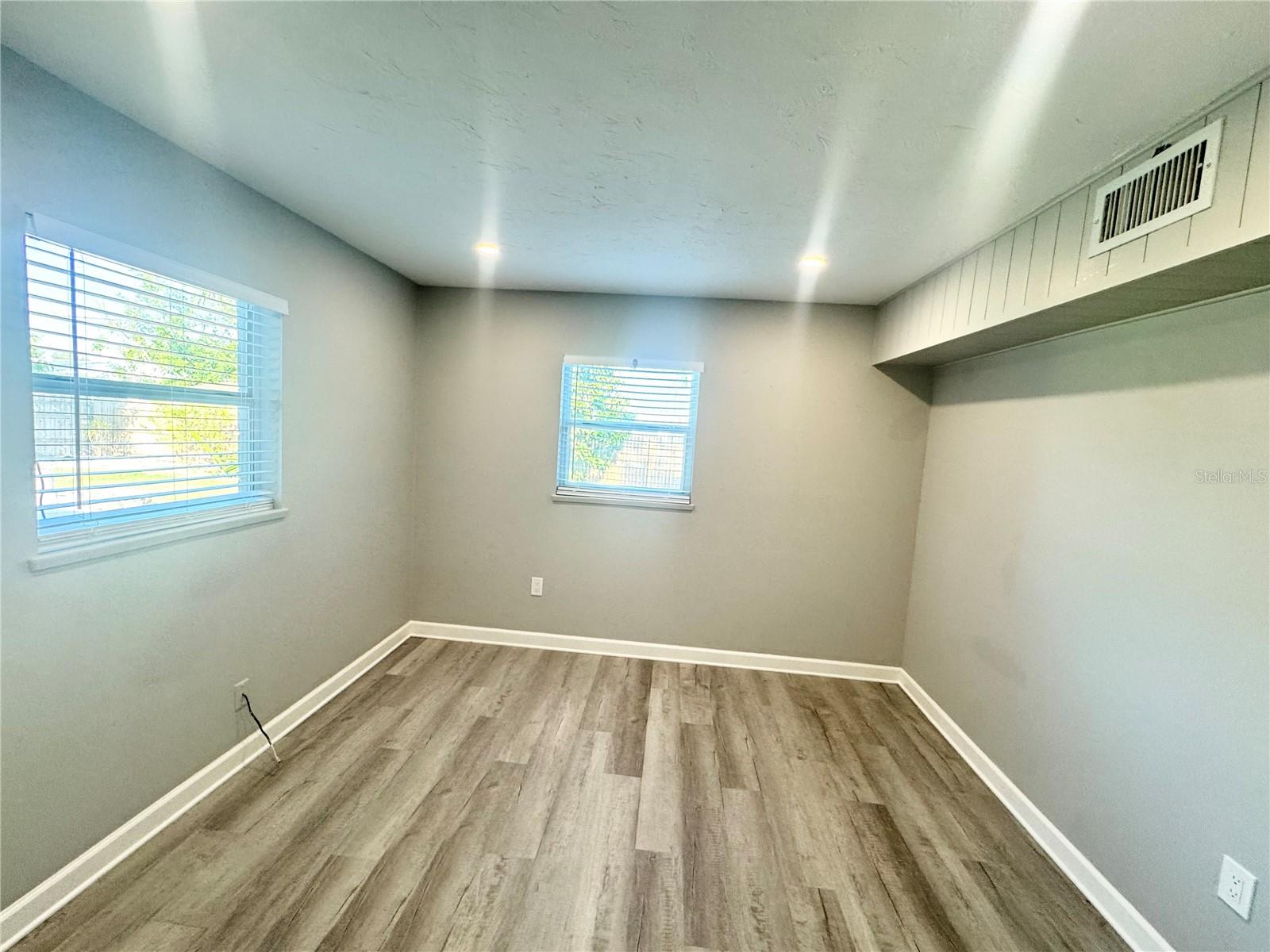 3913 S SHADE AVE, SARASOTA, FL, 34231