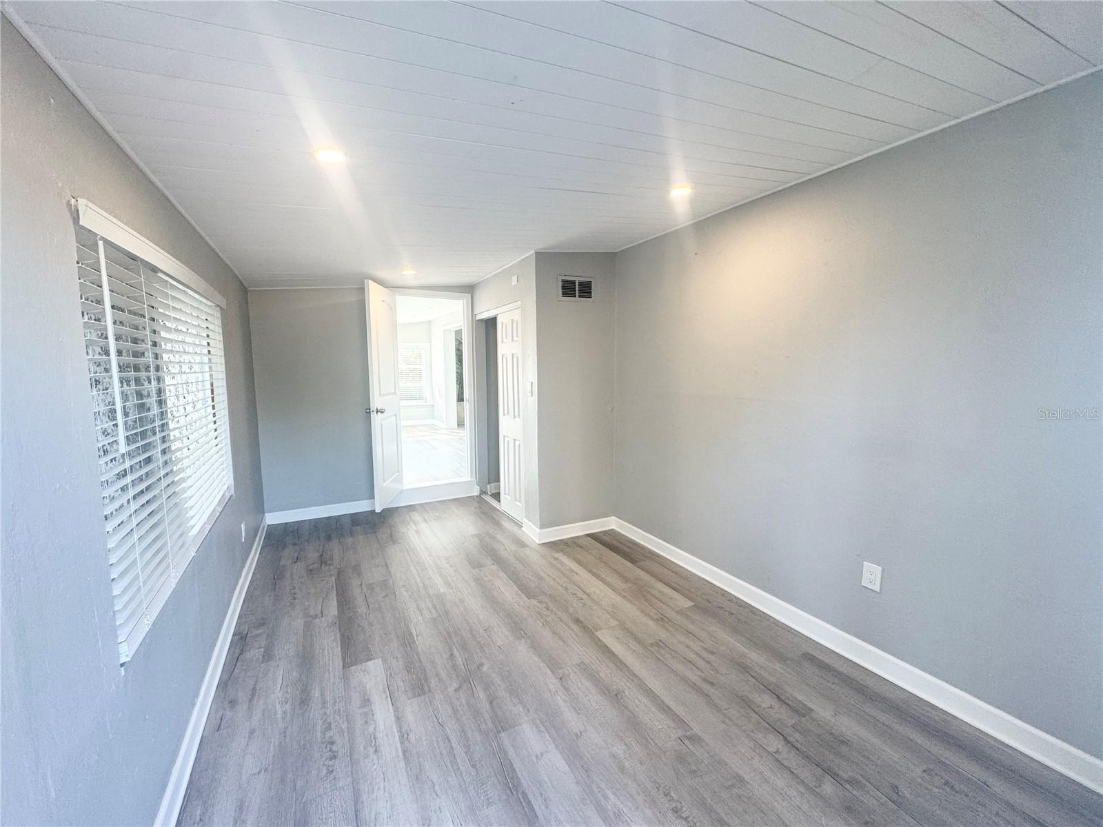 3913 S SHADE AVE, SARASOTA, FL, 34231