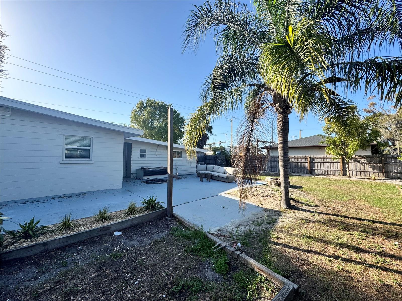 3913 S SHADE AVE, SARASOTA, FL, 34231