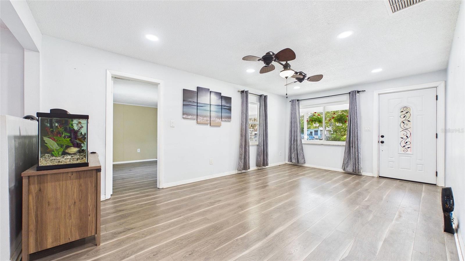 1990 CAROLINA AVE, TARPON SPRINGS, FL, 34689
