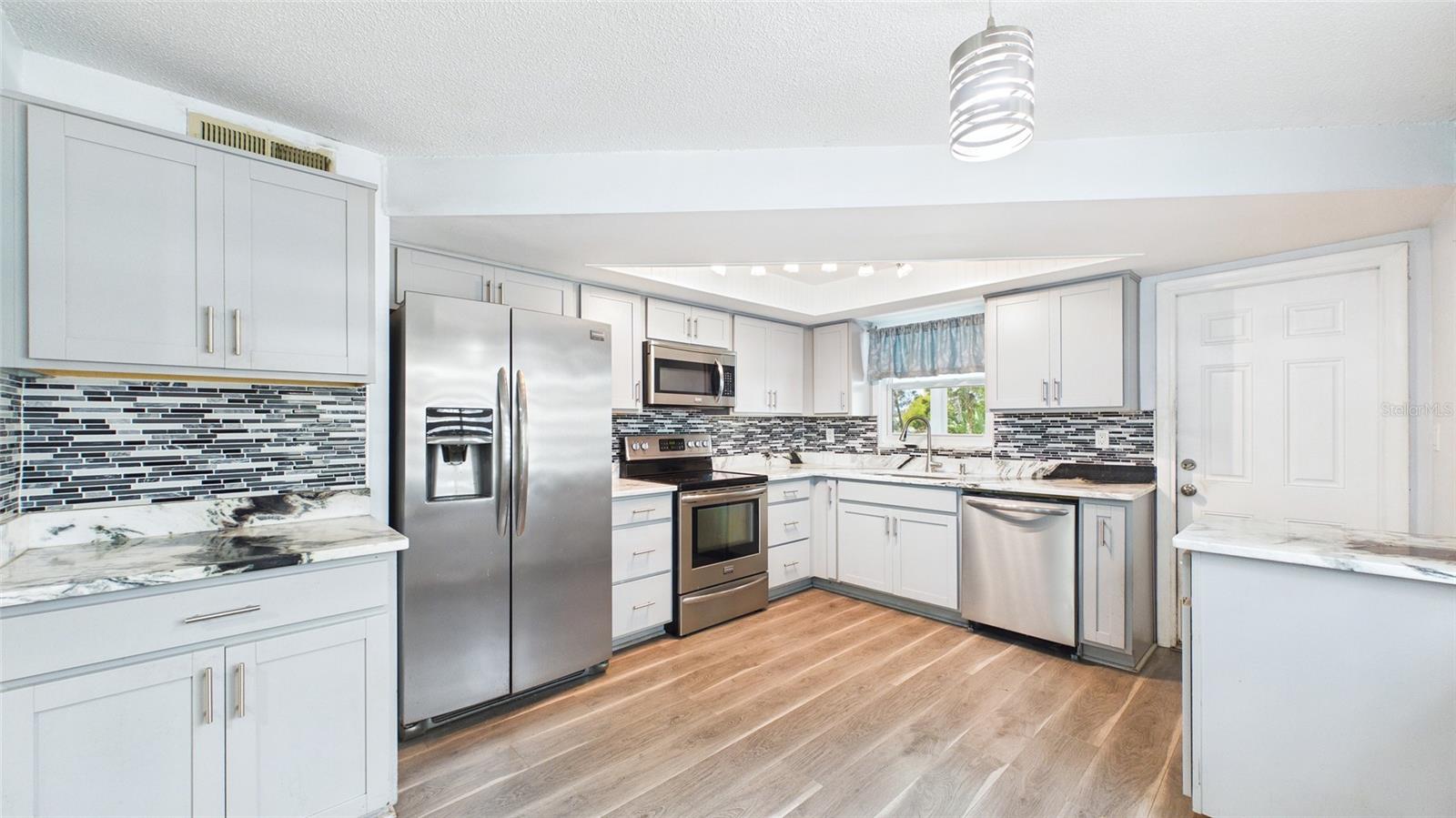 1990 CAROLINA AVE, TARPON SPRINGS, FL, 34689