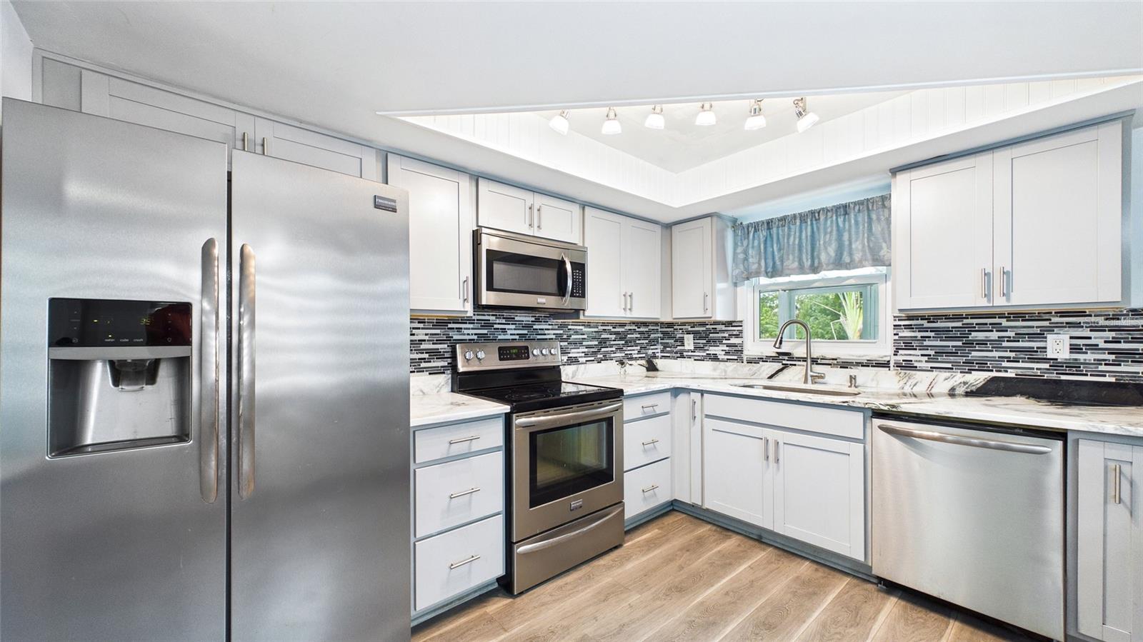 1990 CAROLINA AVE, TARPON SPRINGS, FL, 34689