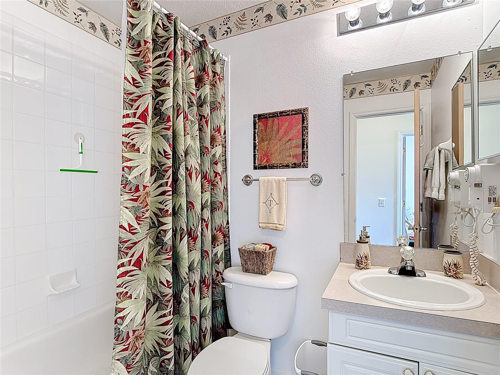 565 ORCHID DR, DAVENPORT, FL, 33897