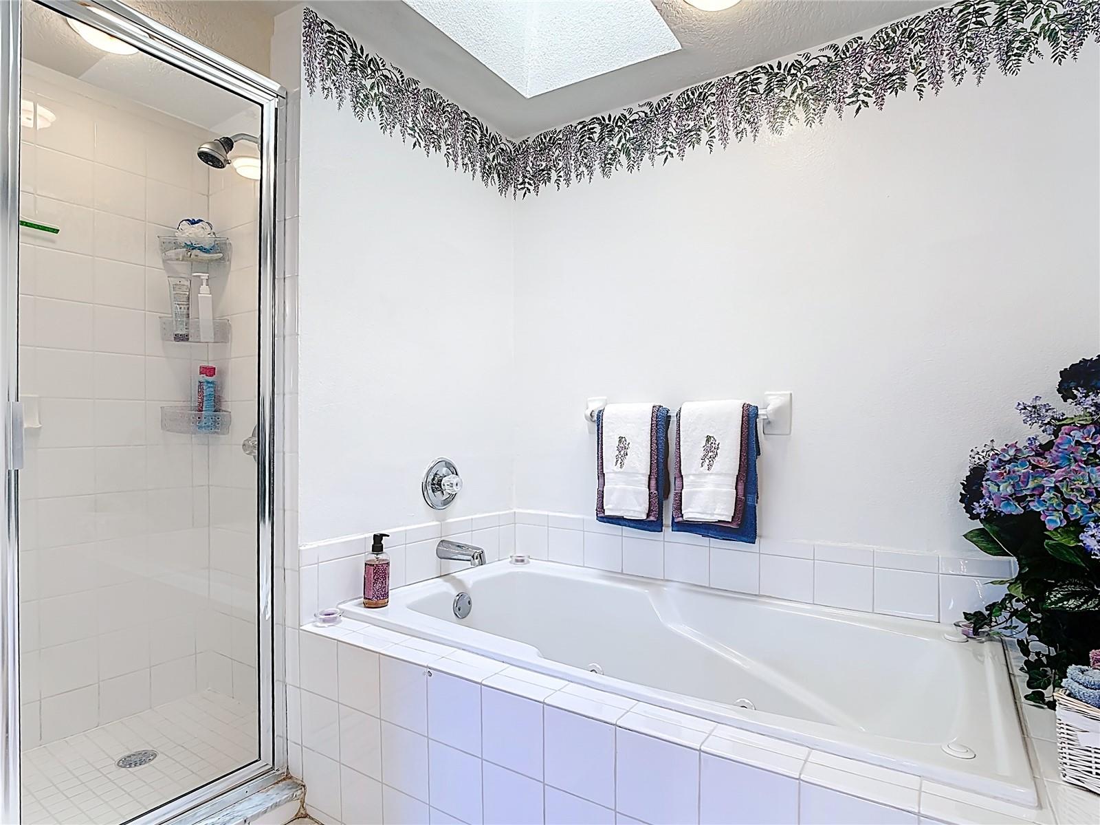 565 ORCHID DR, DAVENPORT, FL, 33897