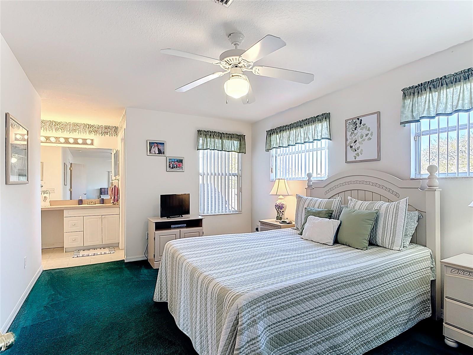 565 ORCHID DR, DAVENPORT, FL, 33897