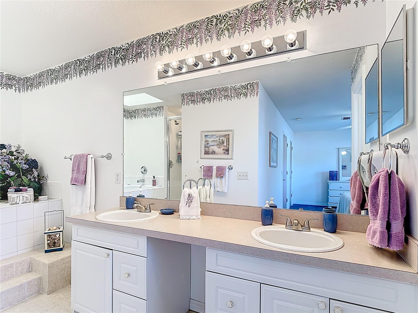 565 ORCHID DR, DAVENPORT, FL, 33897