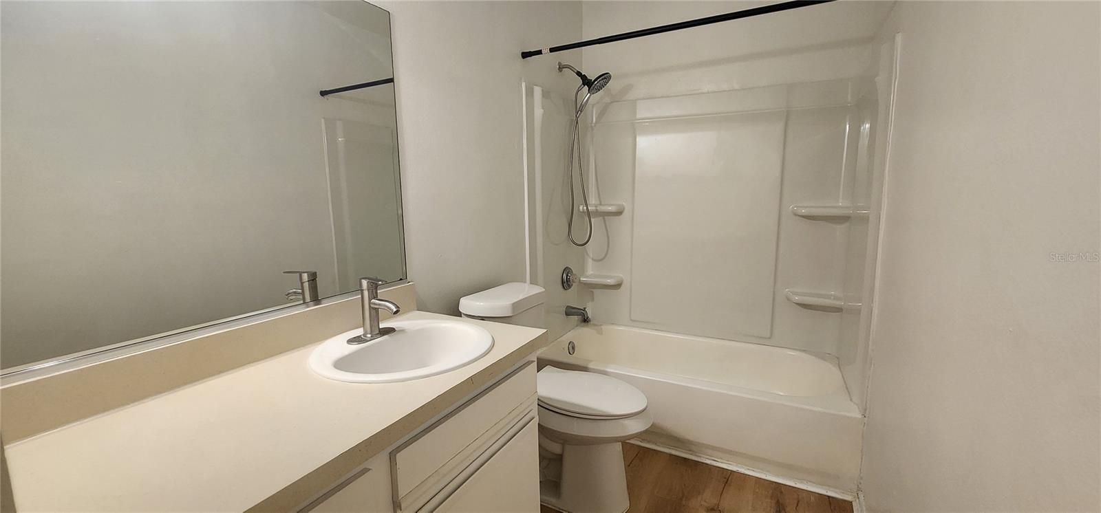 232 AFTON SQ #108, ALTAMONTE SPRINGS, FL, 32714