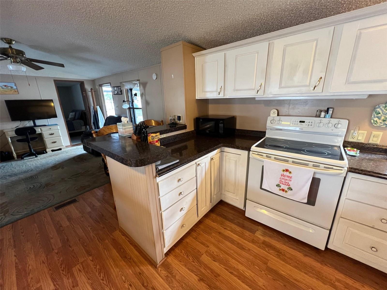 6580 SEMINOLE BLVD #300, SEMINOLE, FL, 33772