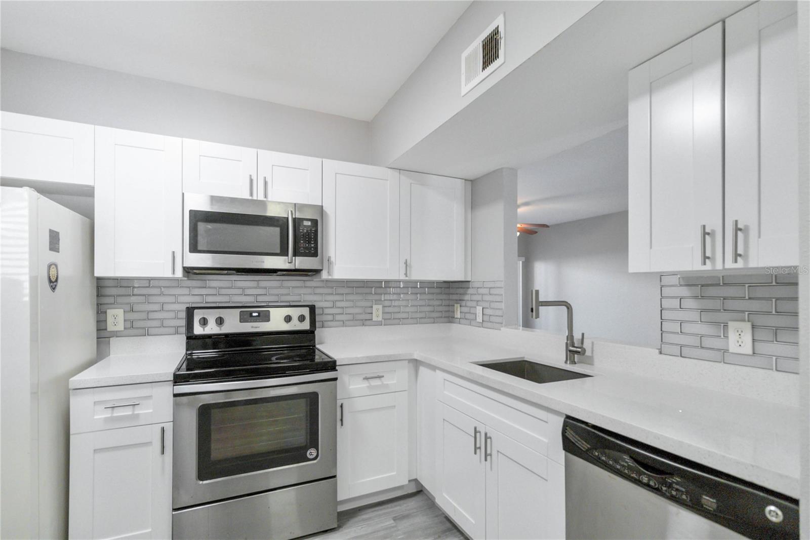 521 VILLA DEL SOL CIR #102, ORLANDO, FL, 32824