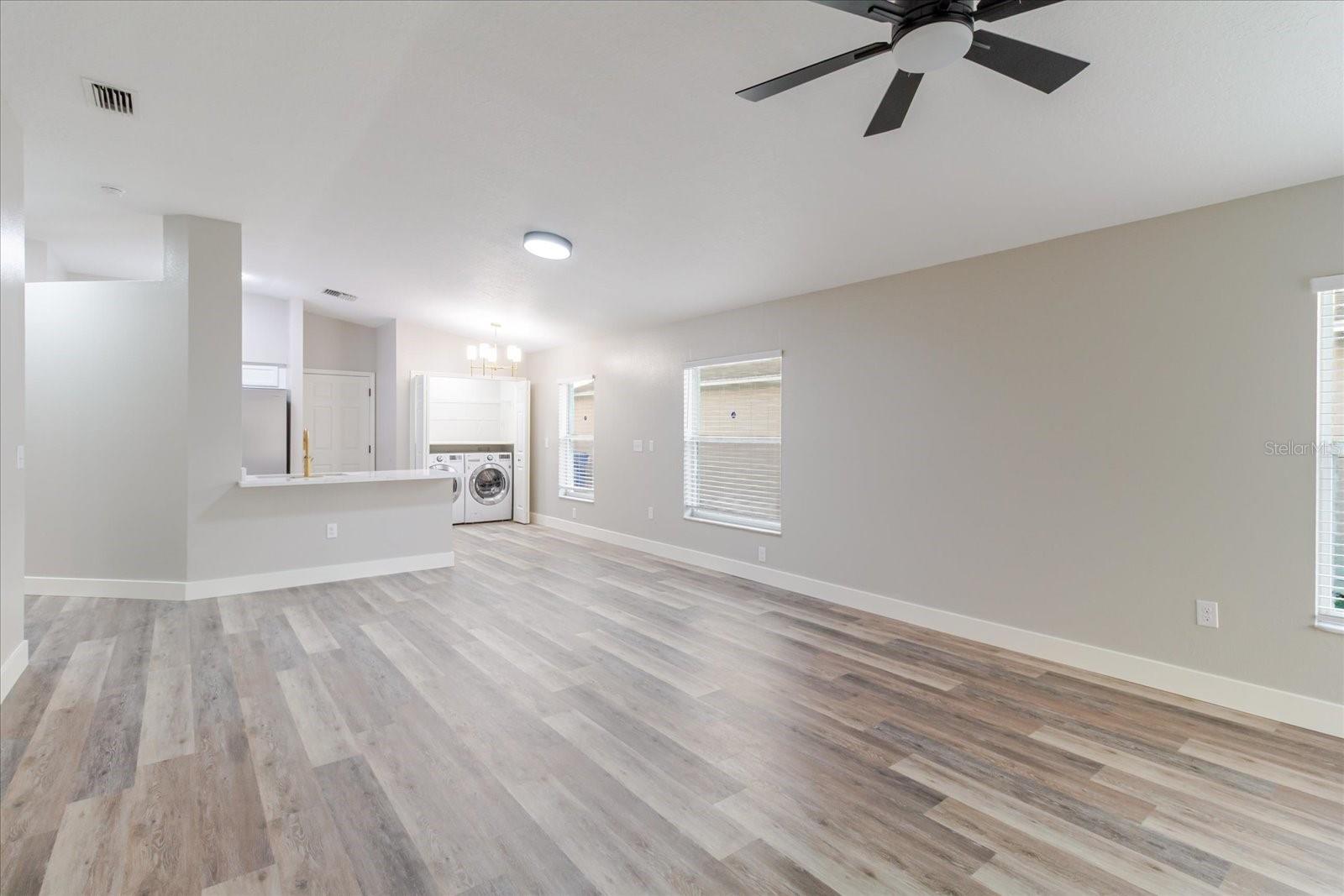 7861 CARRIAGE POINTE DR, GIBSONTON, FL, 33534