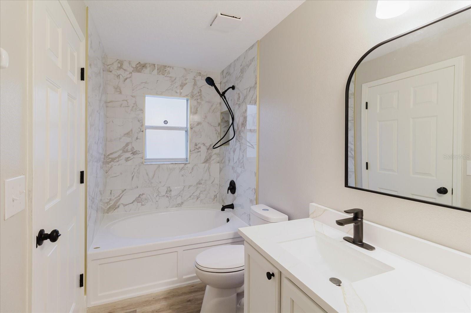 7861 CARRIAGE POINTE DR, GIBSONTON, FL, 33534