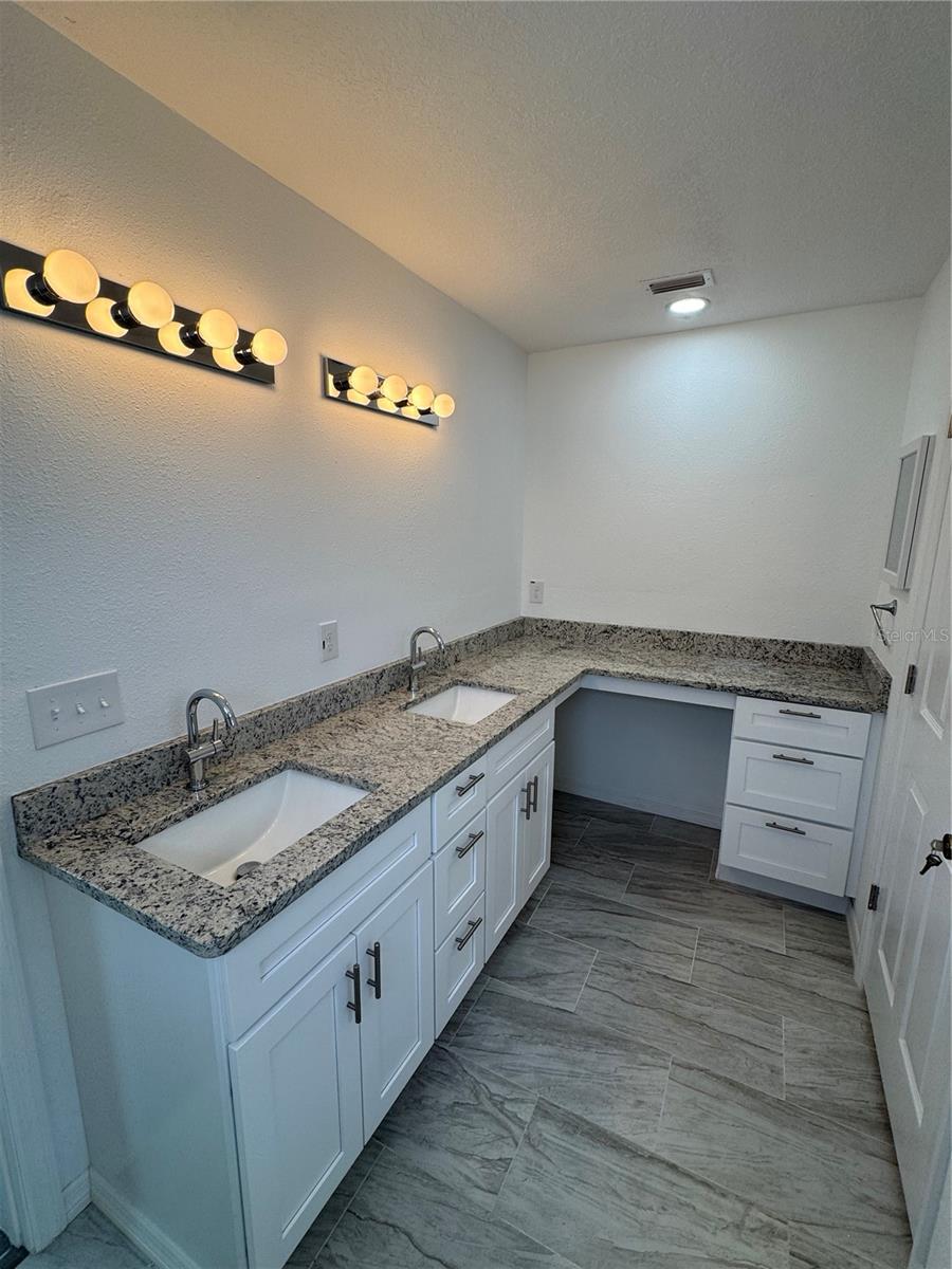 8448 BALM ST, WEEKI WACHEE, FL, 34607