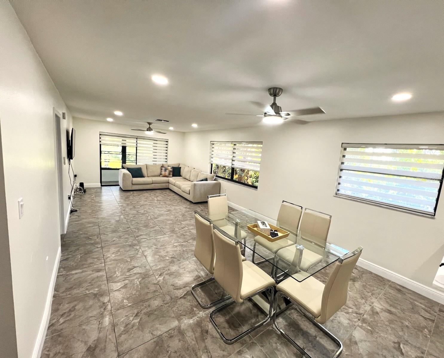 2009 HAMMOCK PINE BLVD #2009, CLEARWATER, FL, 33761