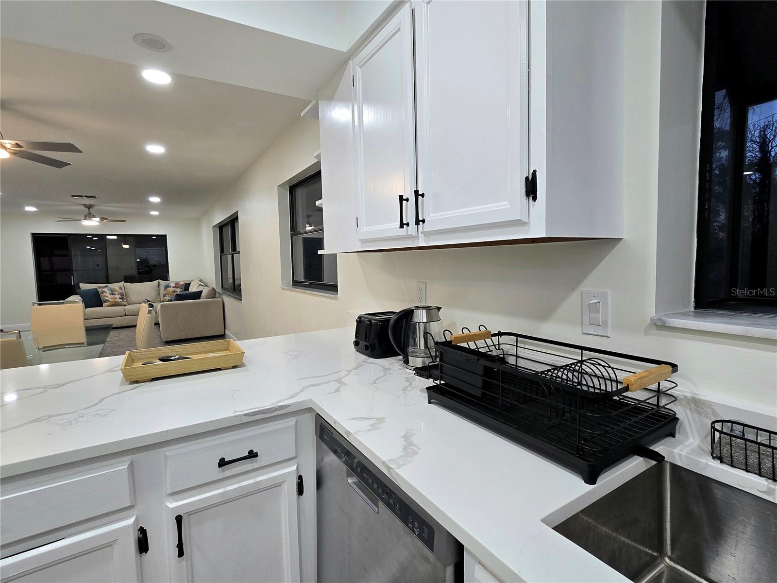 2009 HAMMOCK PINE BLVD #2009, CLEARWATER, FL, 33761