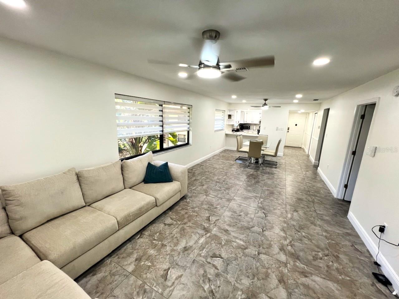 2009 HAMMOCK PINE BLVD #2009, CLEARWATER, FL, 33761