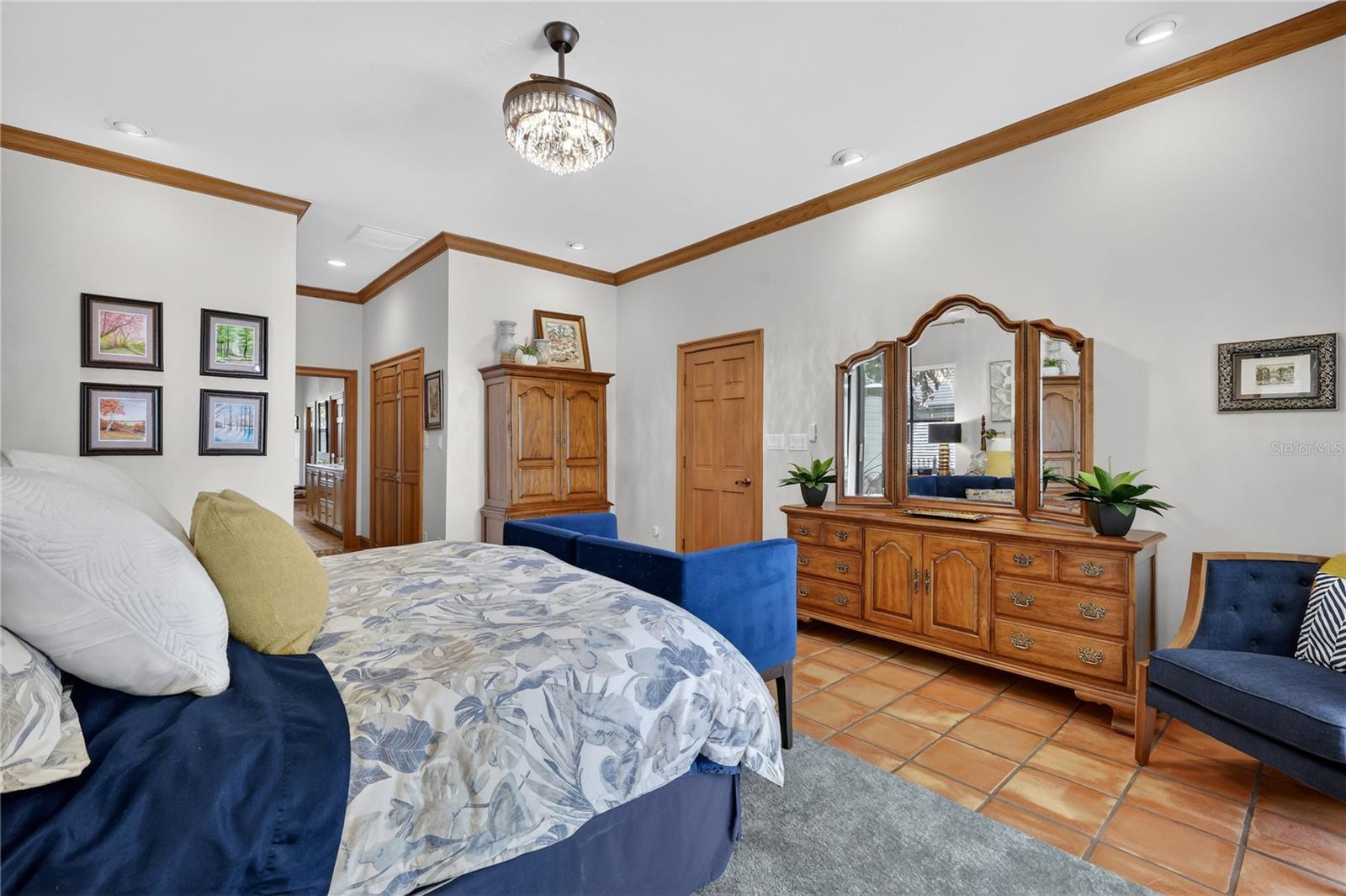 16238 E SHIRLEY SHORES RD, TAVARES, FL, 32778