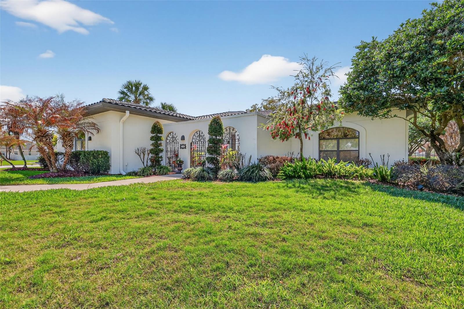 16238 E SHIRLEY SHORES RD, TAVARES, FL, 32778