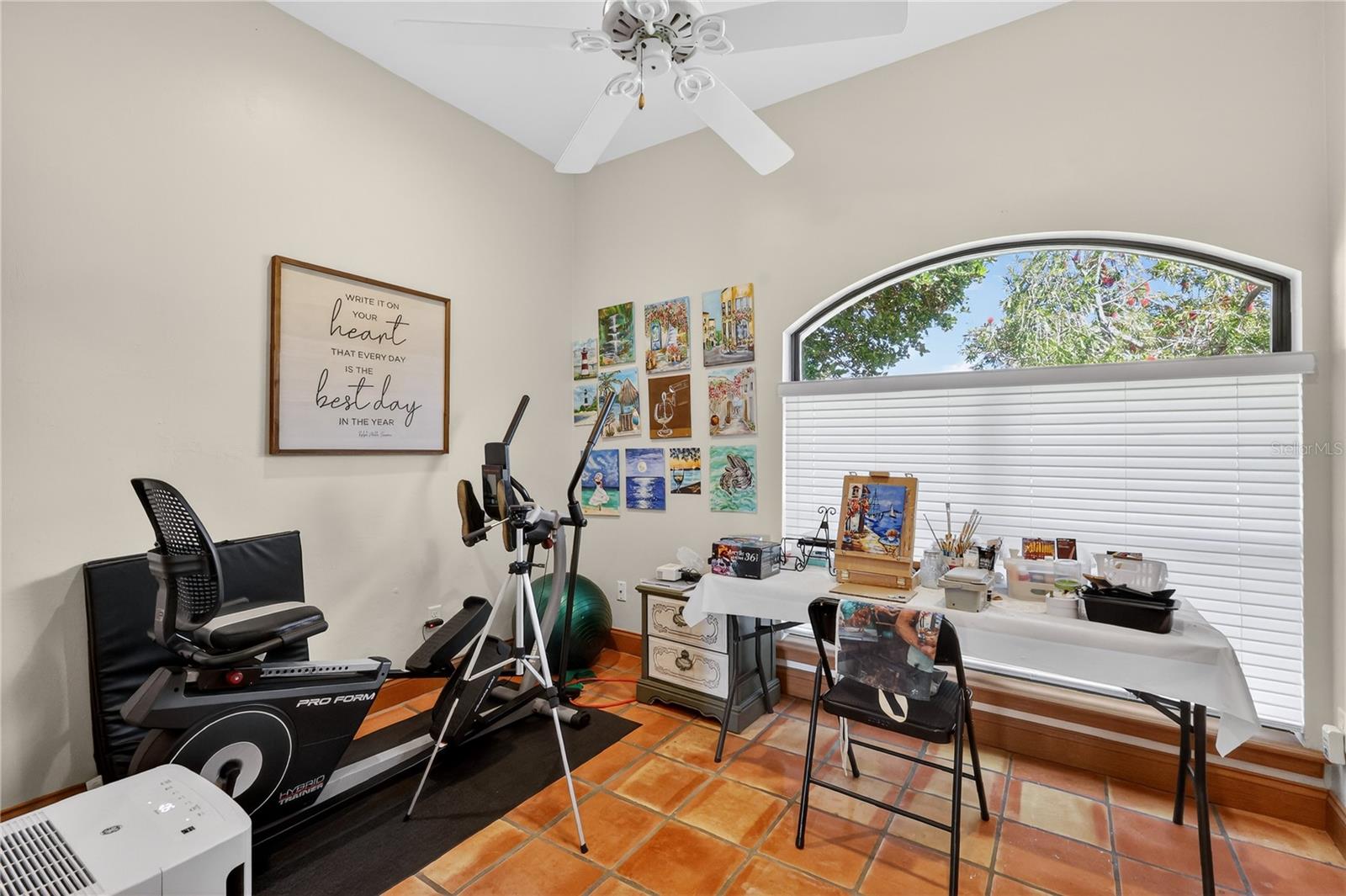 16238 E SHIRLEY SHORES RD, TAVARES, FL, 32778