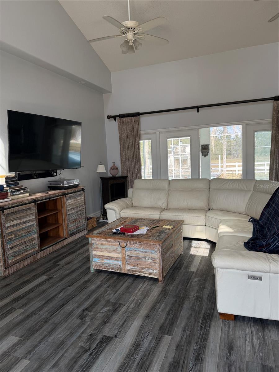 3551 RED BARN LN, ORMOND BEACH, FL, 32174