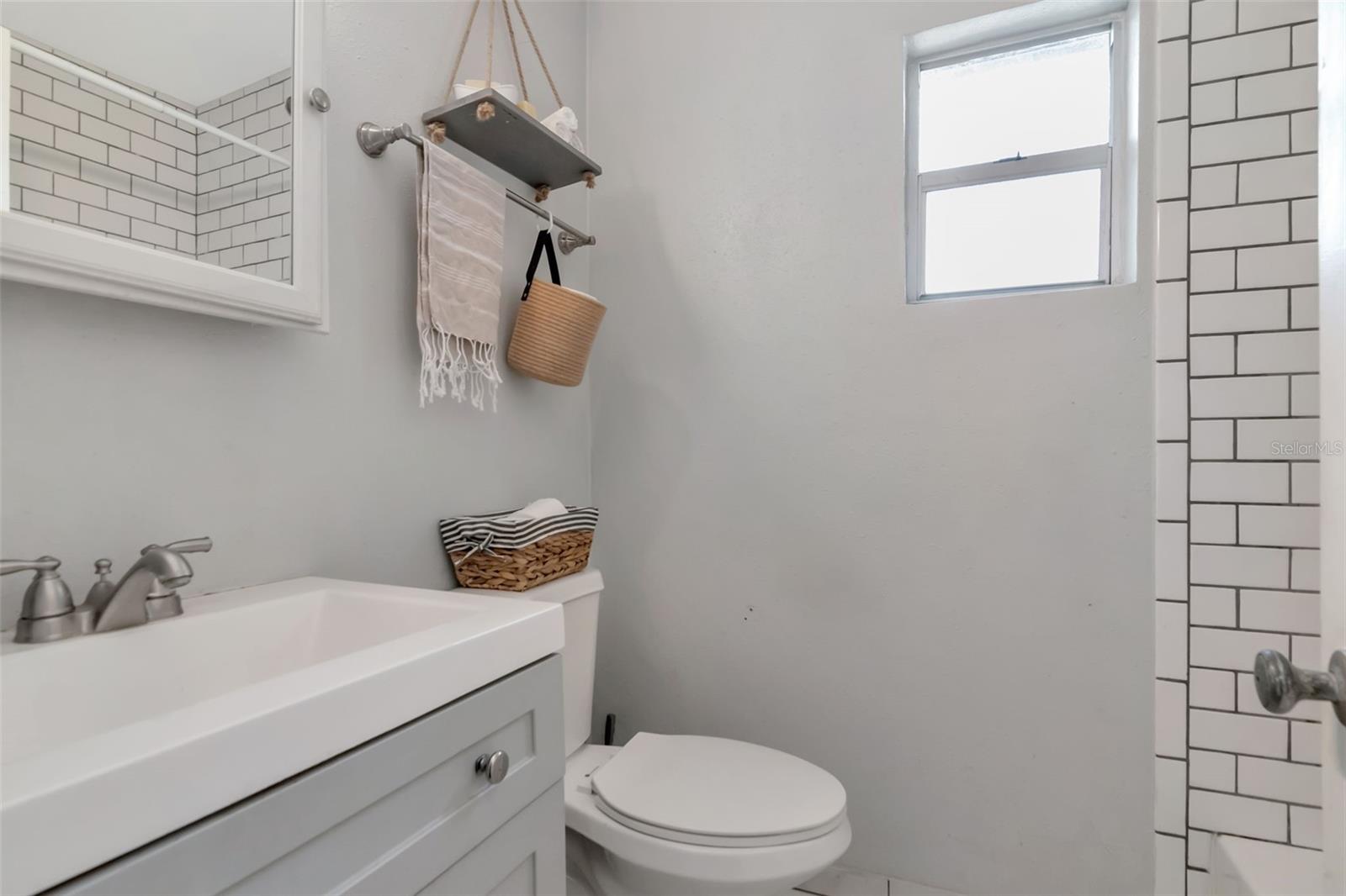 5834 MONTANA AVE, NEW PORT RICHEY, FL, 34652