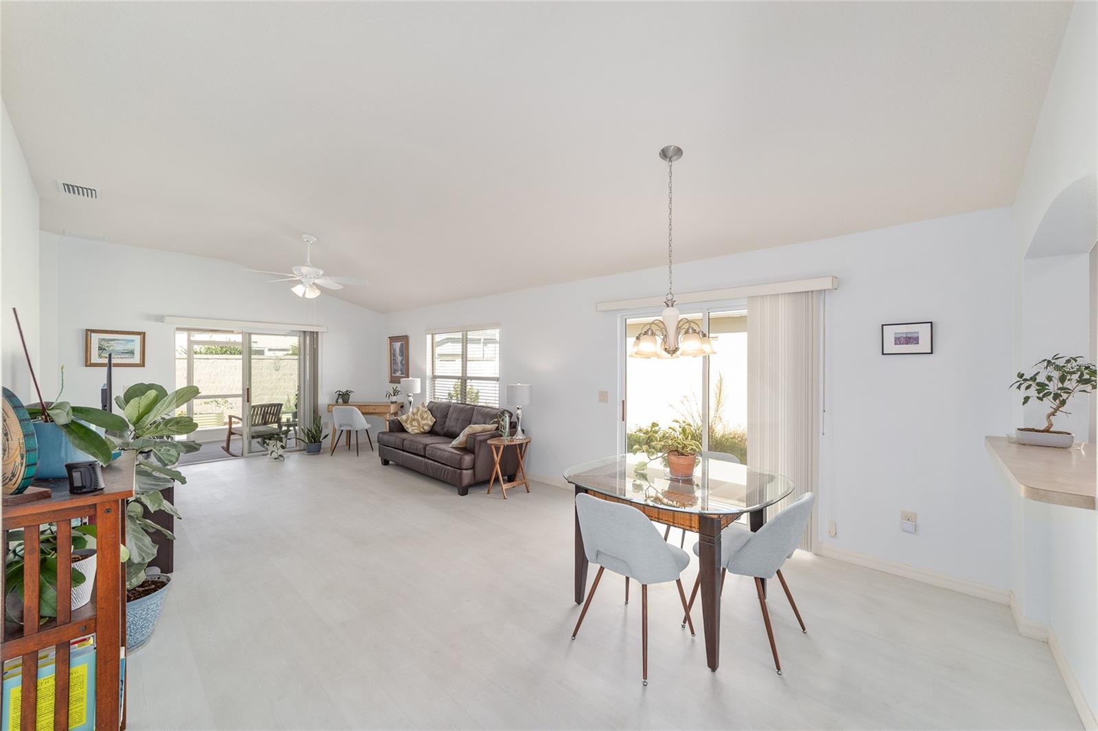 2303 NAUTILUS LN, THE VILLAGES, FL, 32162
