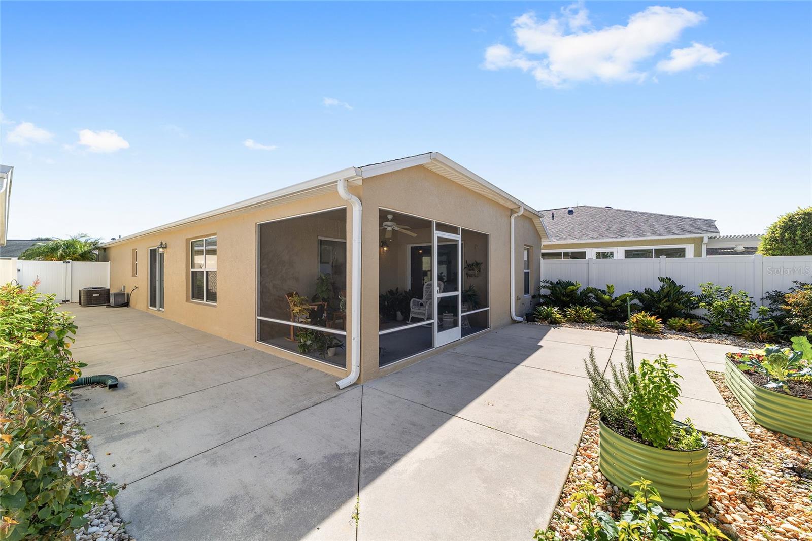 2303 NAUTILUS LN, THE VILLAGES, FL, 32162