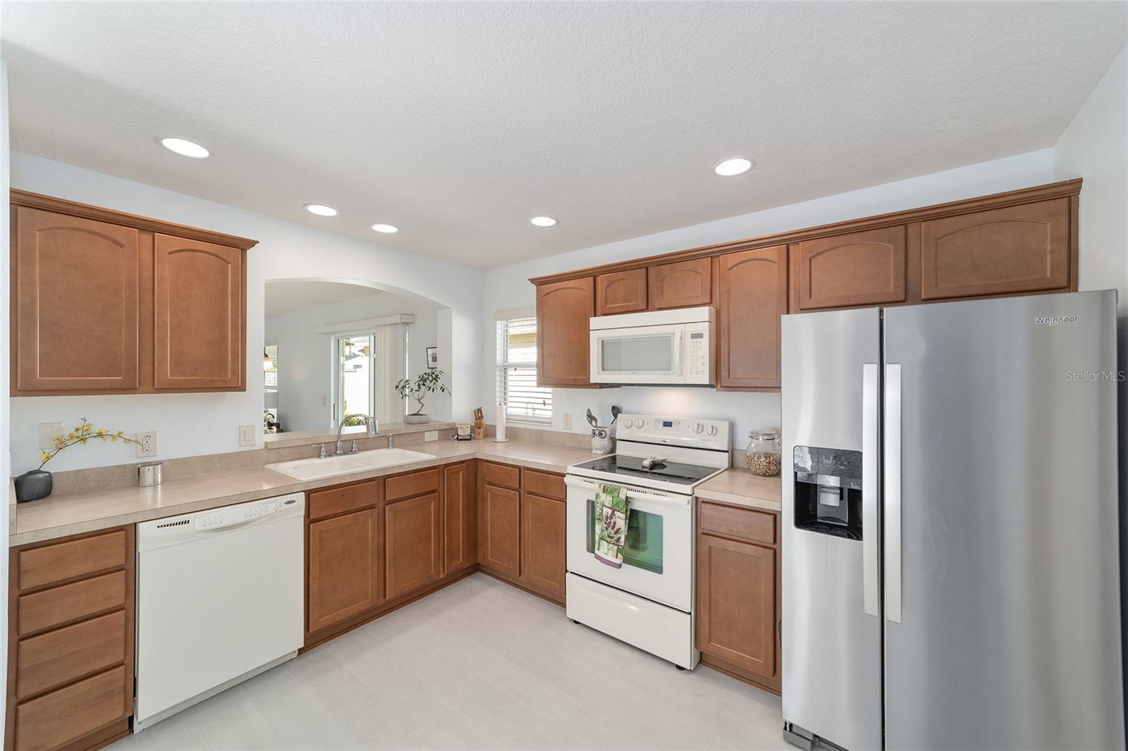 2303 NAUTILUS LN, THE VILLAGES, FL, 32162