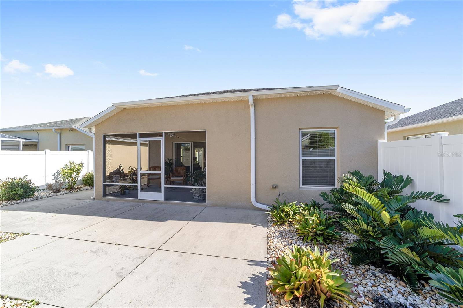2303 NAUTILUS LN, THE VILLAGES, FL, 32162