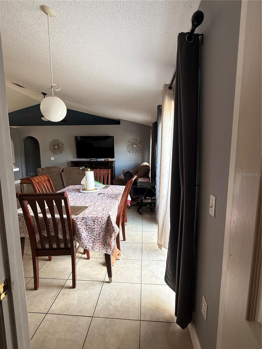 407 BLACKBIRD WAY, KISSIMMEE, FL, 34759