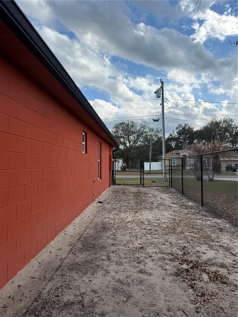 407 BLACKBIRD WAY, KISSIMMEE, FL, 34759