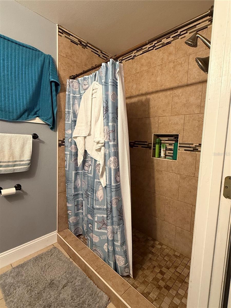 407 BLACKBIRD WAY, KISSIMMEE, FL, 34759