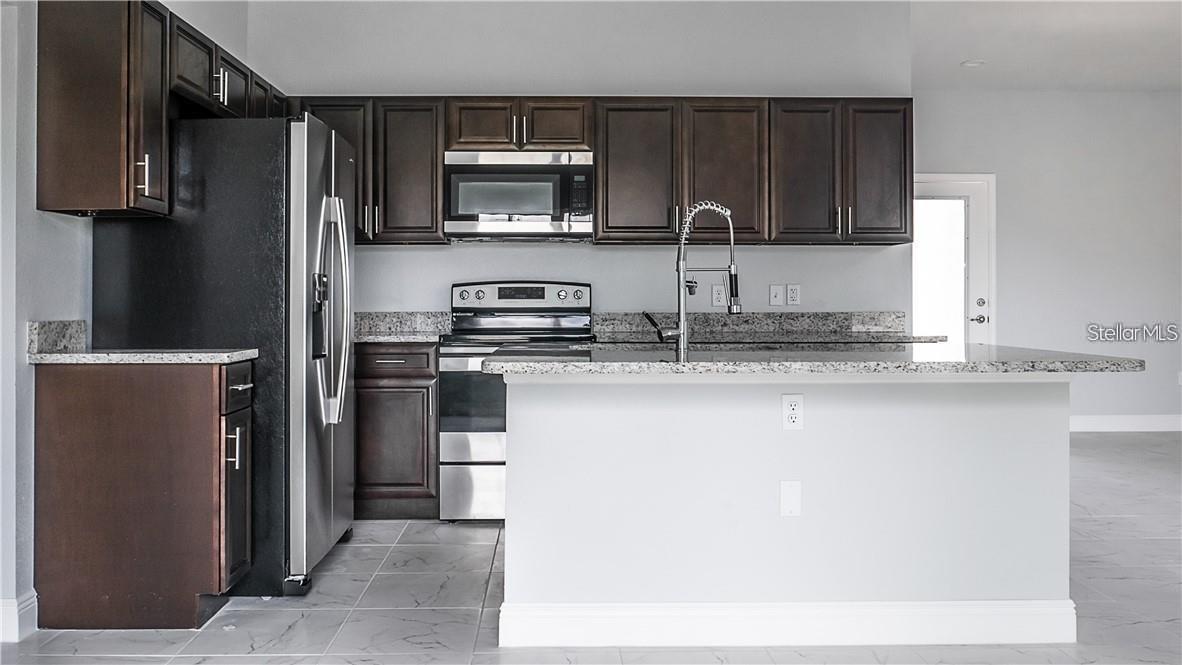 1 FLATFISH DR, KISSIMMEE, FL, 34759