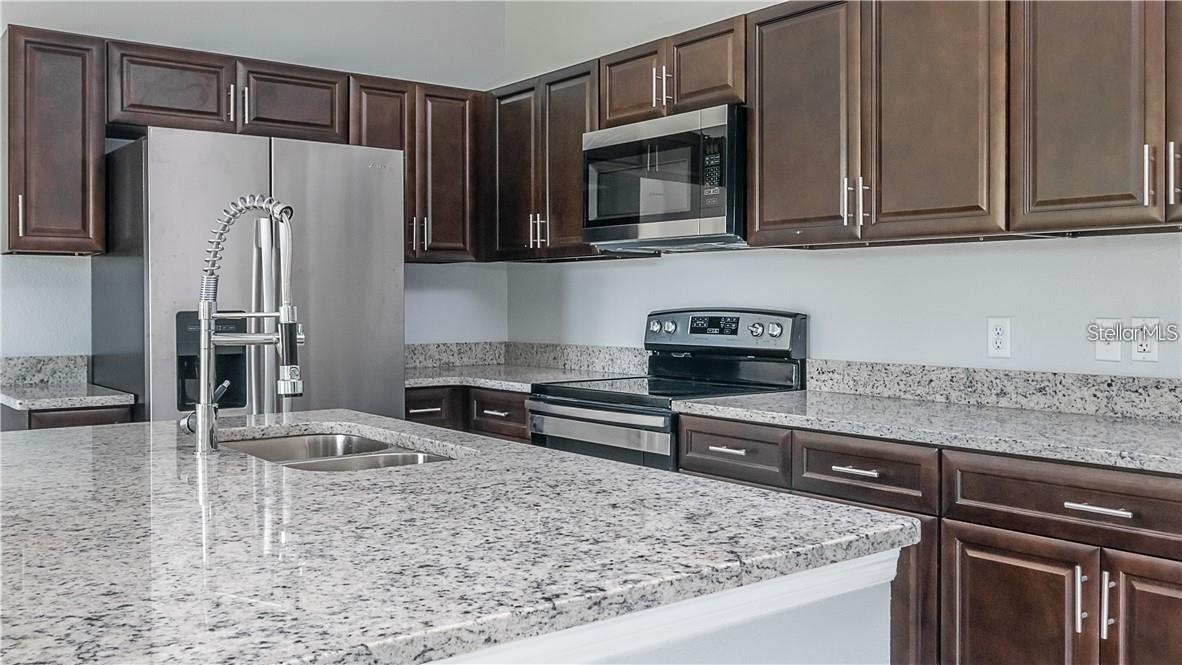 1 FLATFISH DR, KISSIMMEE, FL, 34759