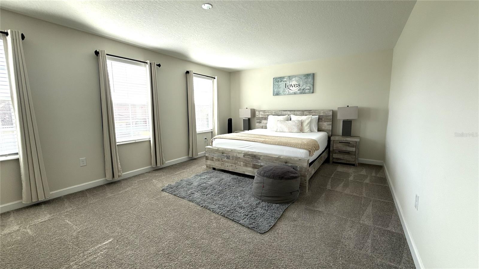 1055 BLACKWOLF RUN RD, DAVENPORT, FL, 33896