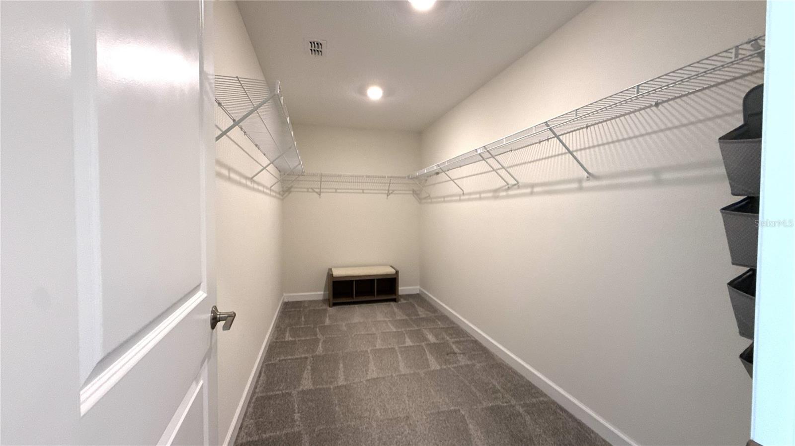 1055 BLACKWOLF RUN RD, DAVENPORT, FL, 33896