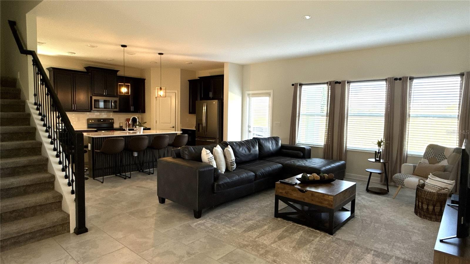 1055 BLACKWOLF RUN RD, DAVENPORT, FL, 33896