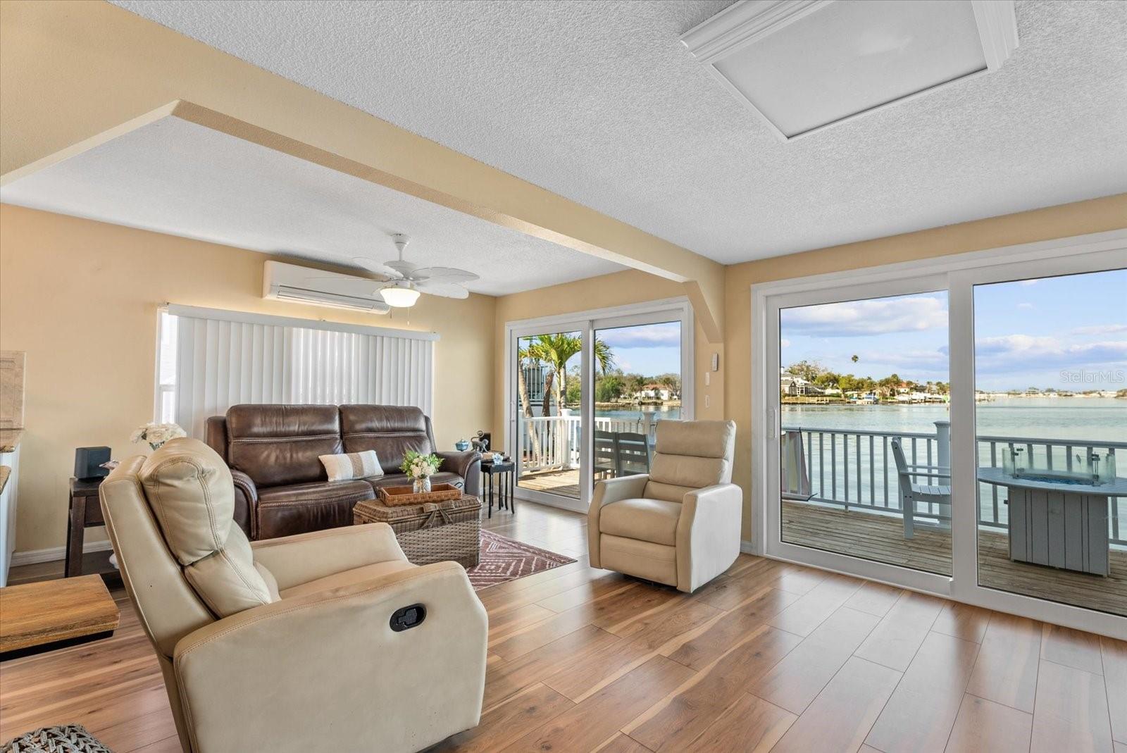 33 N STARBOARD DR, VENICE, FL, 34285