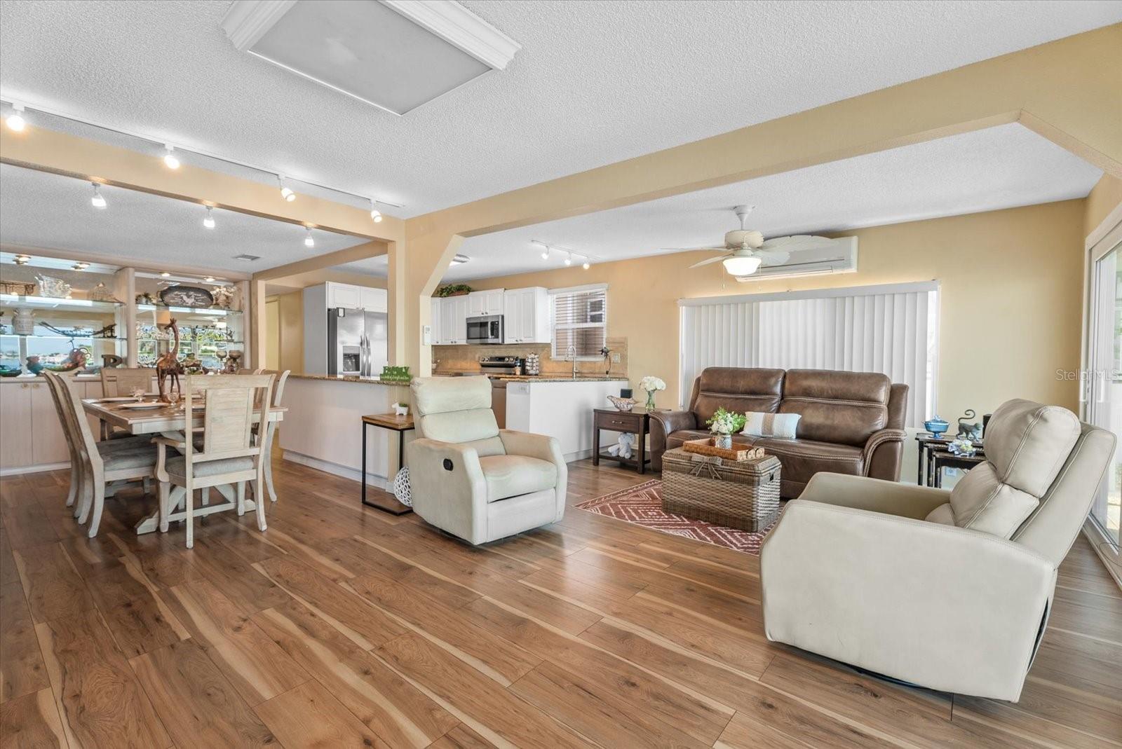 33 N STARBOARD DR, VENICE, FL, 34285