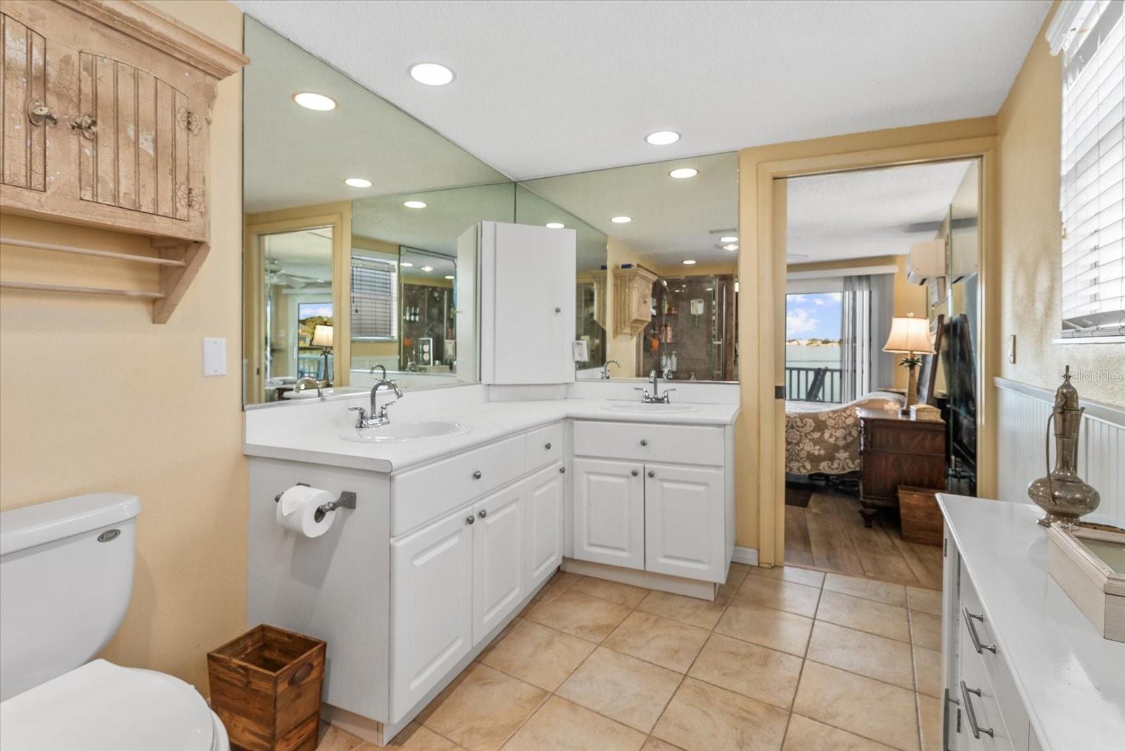 33 N STARBOARD DR, VENICE, FL, 34285