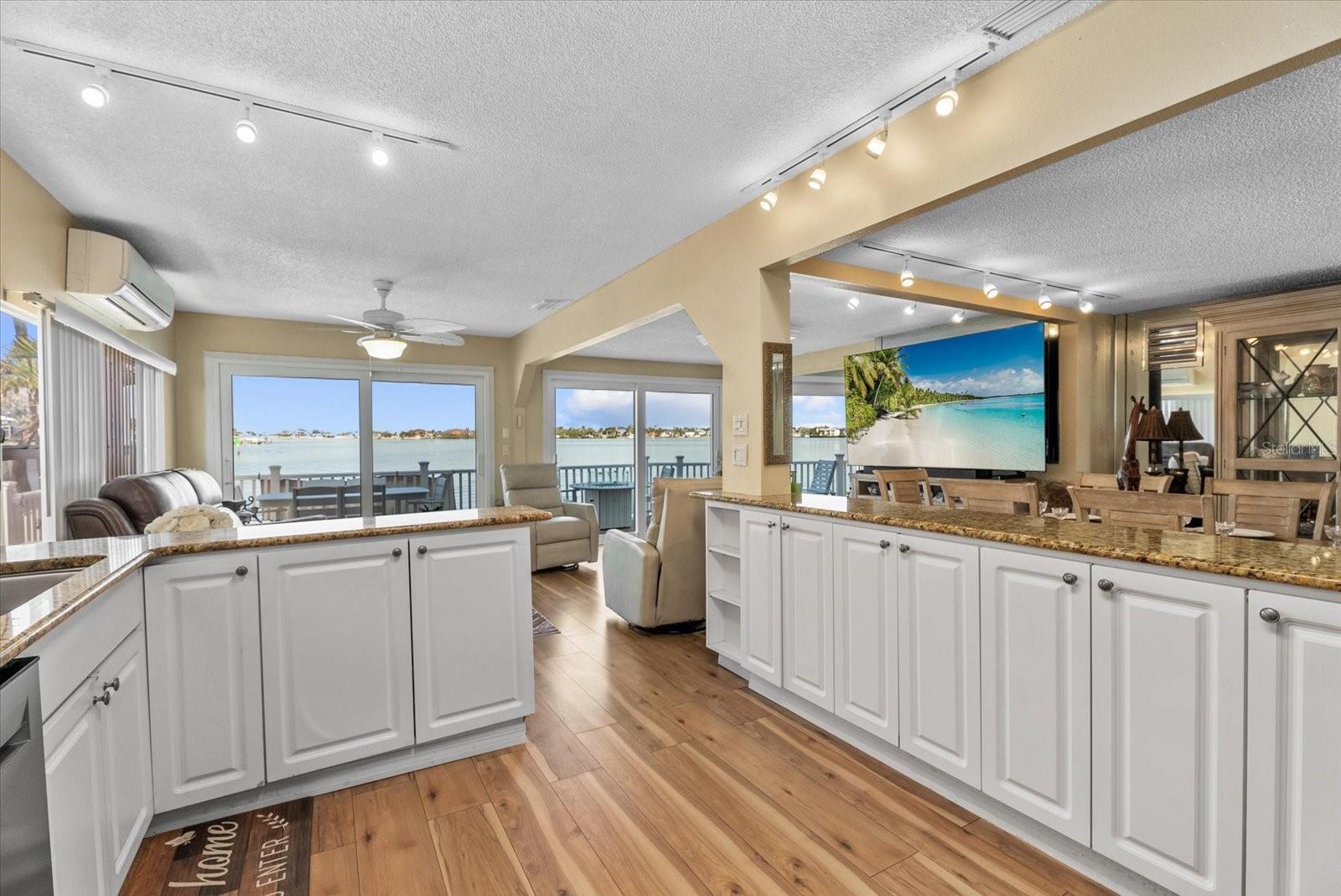 33 N STARBOARD DR, VENICE, FL, 34285