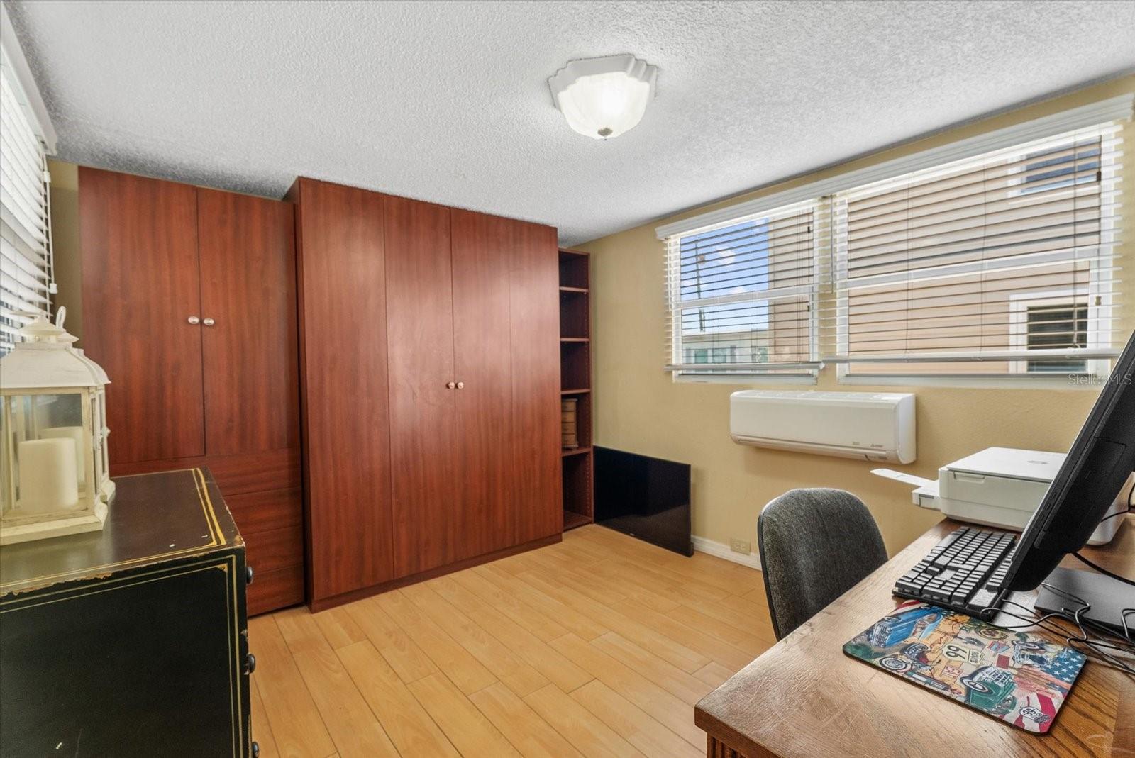 33 N STARBOARD DR, VENICE, FL, 34285